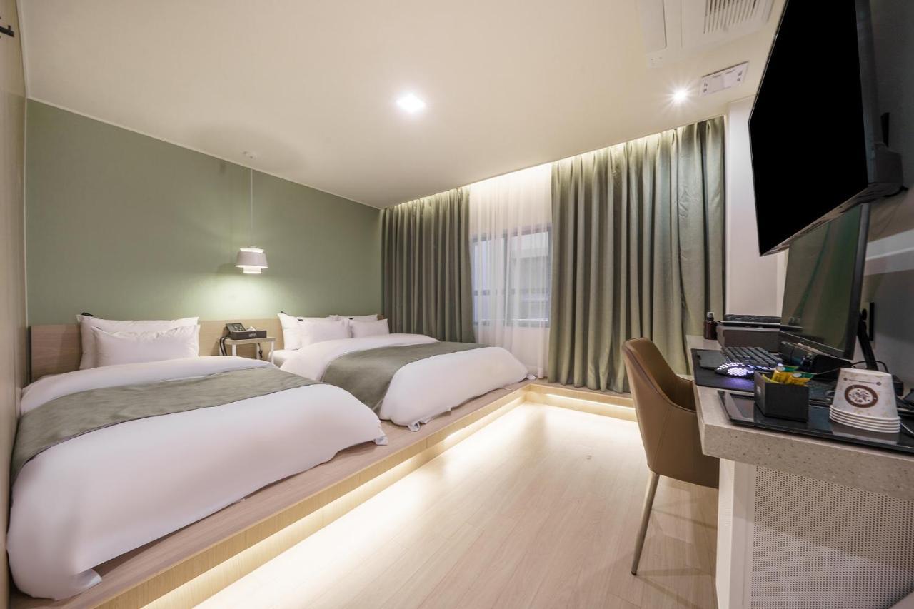 Hotel Maria Pyeongtaek Exteriör bild