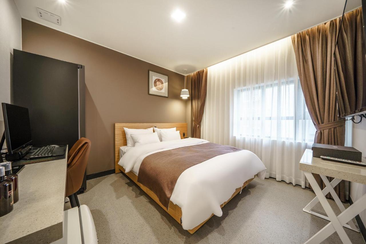 Hotel Maria Pyeongtaek Exteriör bild