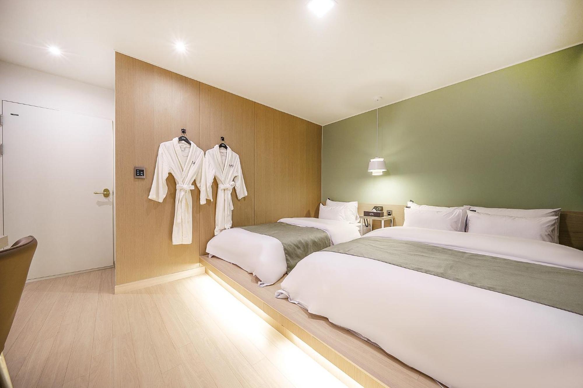 Hotel Maria Pyeongtaek Exteriör bild